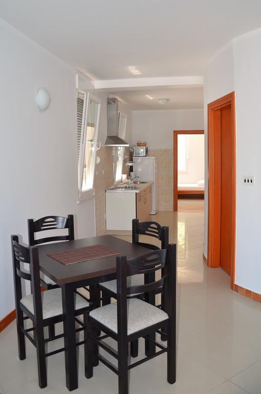 Apartments Riverside แฮร์เซ็ก-โนวี ห้อง รูปภาพ