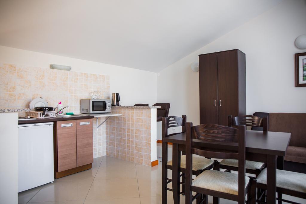 Apartments Riverside แฮร์เซ็ก-โนวี ภายนอก รูปภาพ